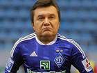 Янукович йде у футбол