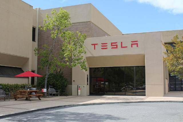  tesla ����� �������� �������� ��������� ����� ����������� 
