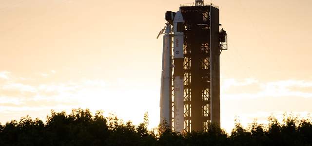 SpaceX     Crew Dragon  :    