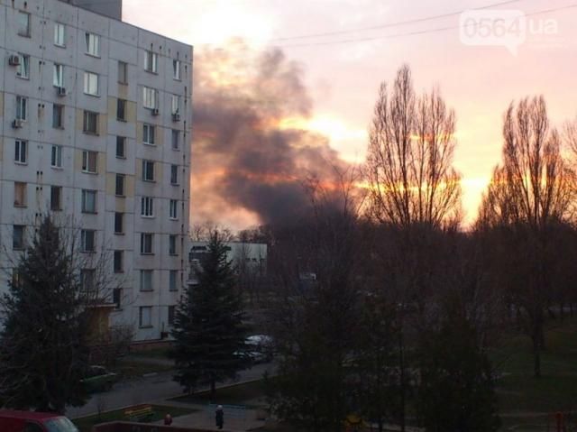 В Кривом Роге пожар в танковой дивизии [Фото]