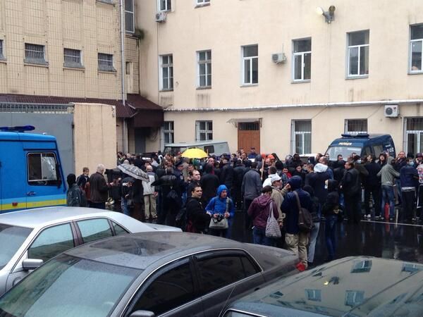 Милиционеры отпускают задержанных после событий 2 мая в Одессе [Фото]