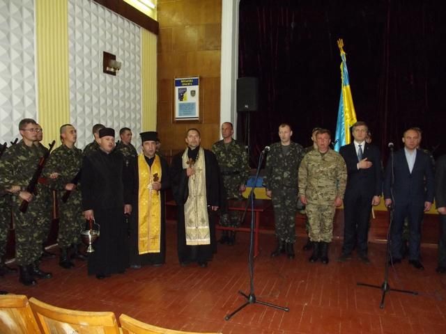 Бойцы батальона территориальной обороны приняли присягу в Тернополе [Фото]
