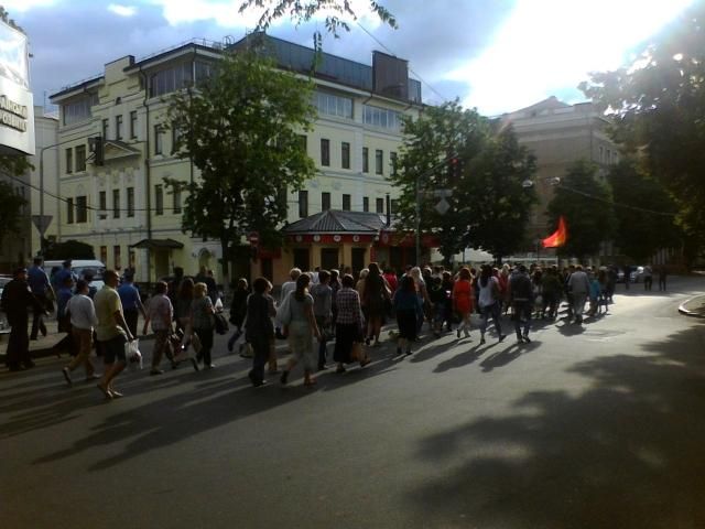 В Харькове состоялся малочисленный сепаратистский митинг [Фото. Видео]