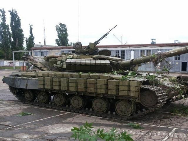 Захваченный у террористов танк прибыл на территорию Украины из России, — Минобороны [Фото]