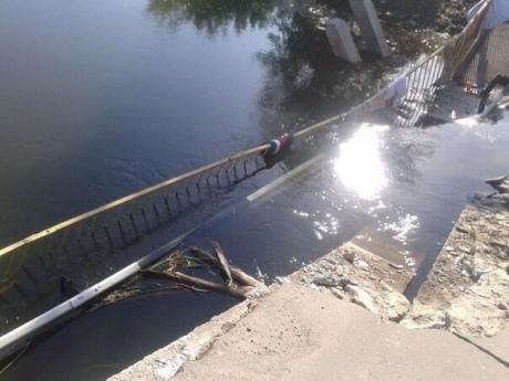 В Луганской области взорвали мост через Северский Донец [Фото]