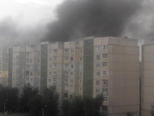 В Луганске обстреляли жилые кварталы, есть жертвы [Фото. Видео 18+]