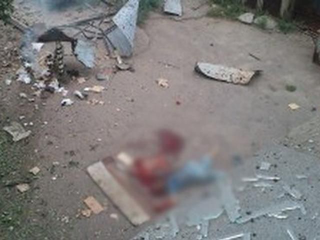 В результате обстрела террористами жилых районов Луганска погибли около 20 человек