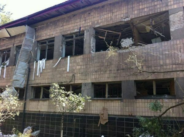 Террористы уничтожили главный музей истории Донецкой области: восстановлению не подлежит [Фото]