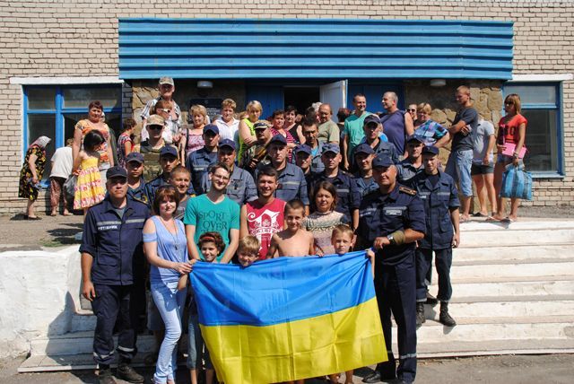 В города Горное и Попасное доставили 35 тонн украинской гуманитарной помощи [Фото]