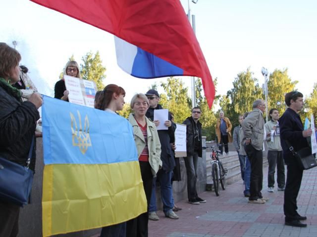 В российском Томске прошел пикет против войны в Украине [Фото. Видео]