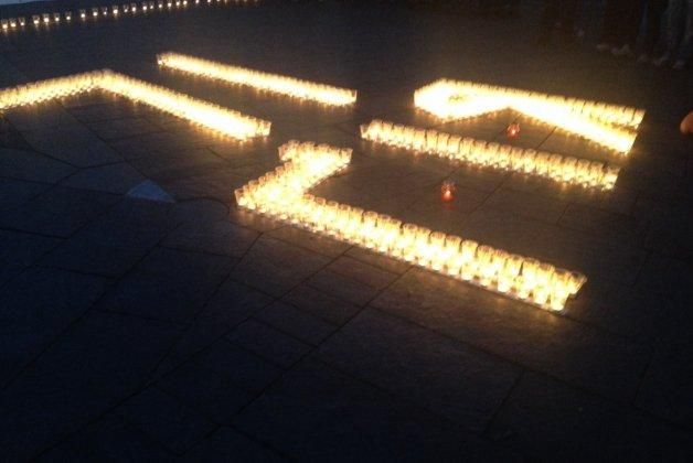Киев в свечах: Украина вспоминает погибших журналистов [Фото]