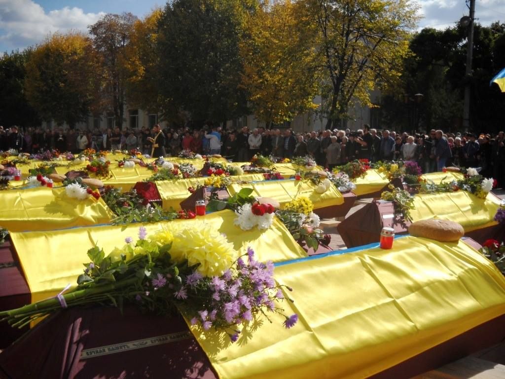 Сегодня Украина попрощалась с 84 неизвестными героями [Фото]
