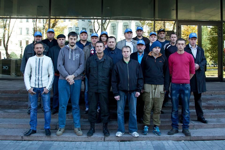 Освобожденные из плена военные и журналист прибыли в Днепропетровск [Фото]
