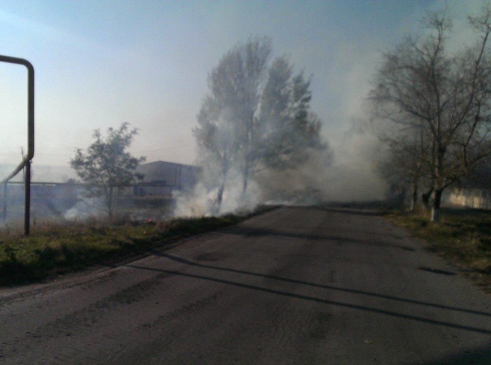 В Мариуполе боевики обстреляли блокпосты сил АТО и похоронную процессию. Есть погибшие