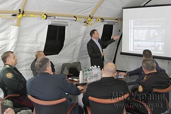 Для украинских силовиков могут закупить партию американских палаток , — МВД [Фото. Видео]