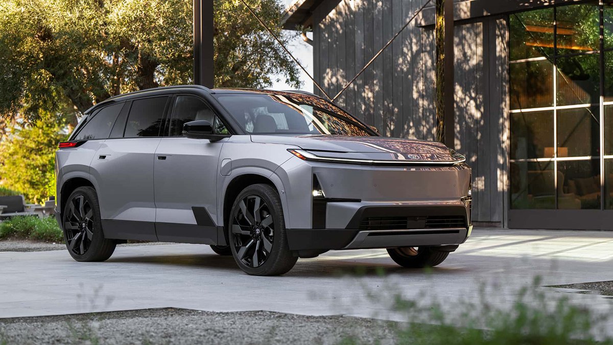 Toyota Highlander став електромобілем: фото, характеристики, дизайн