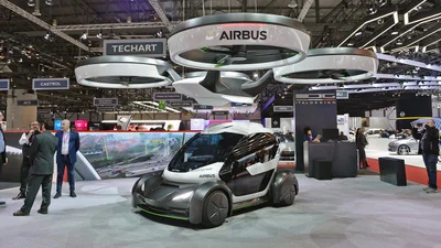 Авиакомпания взялась воплощать в реальность идею летучего электрокара