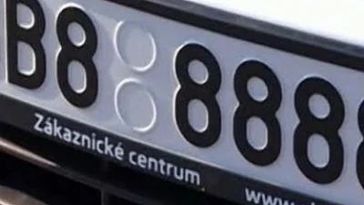 В ДФС назвали, скільки авто на єврономерах їздить Україною незаконно