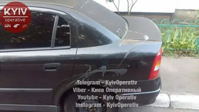 У Києві облили кислотою кілька десятків авто