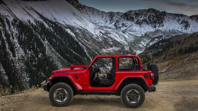 Легендарний Jeep Wrangler залишився вірним традиціям