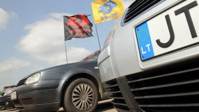 Аваков заявил об опасности авто на "евробляхах"
