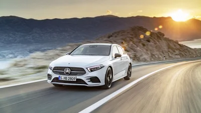 Новий Mercedes-Benz A-Клас буде розмовляти з водієм