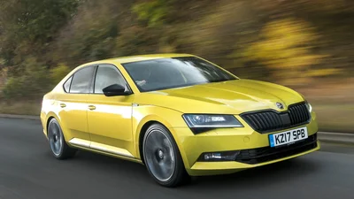 Гібридна Skoda Superb отримає силові агрегати Passat GTE