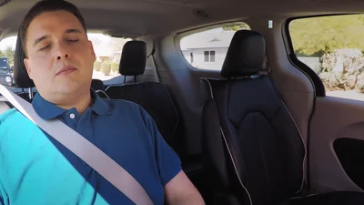 Пасажири безпілотних авто почали розмовляти з ними