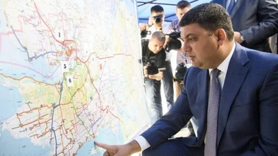 Гройсман пообещал "перевоспитать" ремонтников-халтурщиков на дорогах