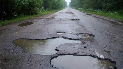 Як отримати компенсацію за погані дороги