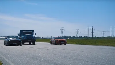 Невероятное видео гонки самосвала ЗиЛ против Ford Mustang