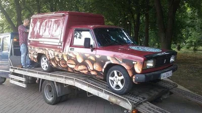 В Киеве массово избавляются от кофеен на колесах