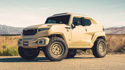 Танк, що прикидається джипом: Rezvani Tank Military Edition