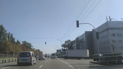На столичном проспекте Победы установили светофоры