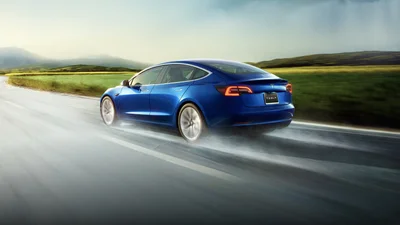 Tesla нарешті вийшла в плюс