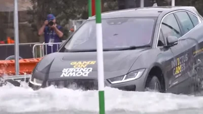 Відео: електричний Jaguar I-PACE геть не боїться води