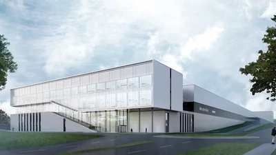 На заводі Mercedes Factory 56 навіть викрутка під'єднана до Wi-Fi (відео)