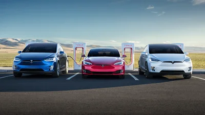 Tesla на третину підняла ціну на зарядку від Supercharger