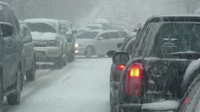 Трассу Киев-Одесса перекрыли из-за снегопада
