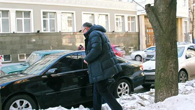 Авто Анатолія Гриценка - на чому їздить кандидат у президенти 2019