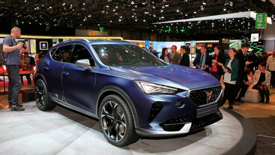 Женевський автосалон: гарячий і свіжий Cupra Formentor показався вживу