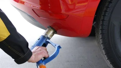 Автогаз стрімко дорожчає – вже більше 11 грн за літр