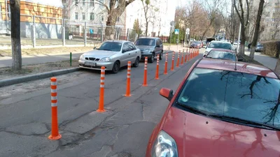 Ще на одній вулиці Києва стало неможливо паркуватися
