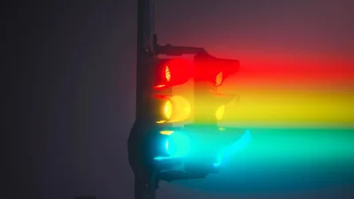 Светофоры в Киеве обеспечат автономным энерго-питанием