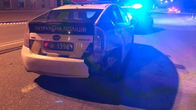 У киевских полицейских украли служебный Toyota Prius: фото
