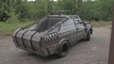 Білорус збудував собі броньовану Волгу на випадок зомбі-апокаліпсису (відео)