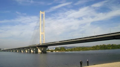 "Киевавтодор" планирует капремонт Южного моста в Киеве