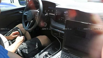 Шпионы заглянули внутрь новой Skoda Octavia