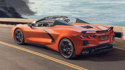 Среднемоторный Chevrolet Corvette C8 Stingray официально представлен в кузове кабриолет с жесткой складной крышей
