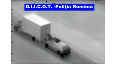 Видео: преступники грабят грузовик прямо на ходу